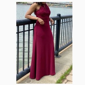 Beautiful Maroon Burgundy Formal Gown Wedding Guest Bridesmaid Dress